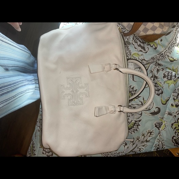 Authentic Tory Burch - Picture 5 of 7